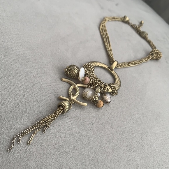 🤩🔥CHANEL Gold Charms Necklace - Picture 2 of 6